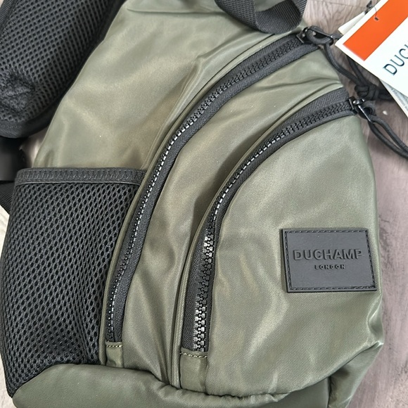 NWT Duchamp Unisex Sling bag - Picture 4 of 10